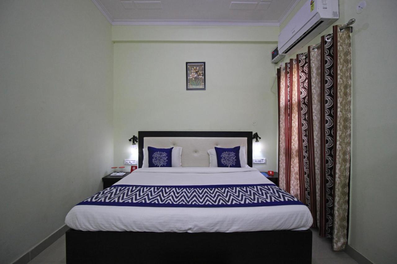 Oyo 5424 Pushpanjali Residency Hotel Dehradun Exterior photo